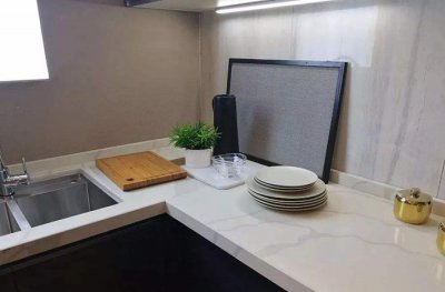 ʯӢʯ̨����Բ�ͻ���ɶ��������